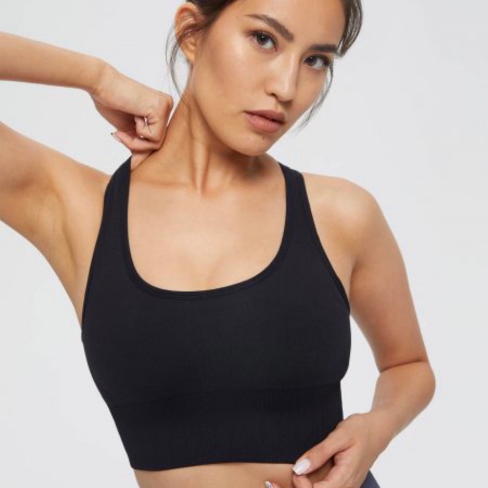 High-support Rear Buckle Sports Bra - Black, S